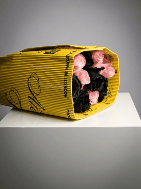 Pink & Dark Roses