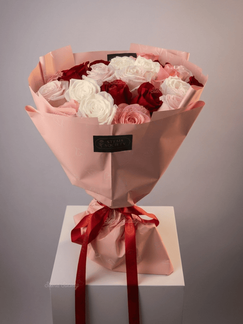 Red Deluxe Roses