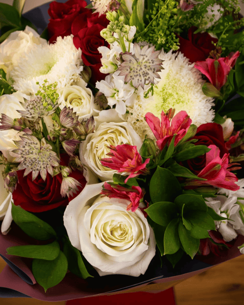 Mixed Bouquet - Red & White