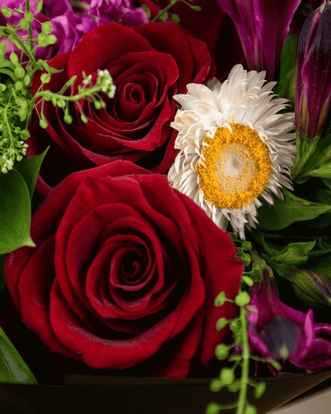 Mixed Bouquet - Red