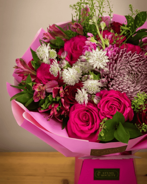 Mixed Bouquet - Red & Hot